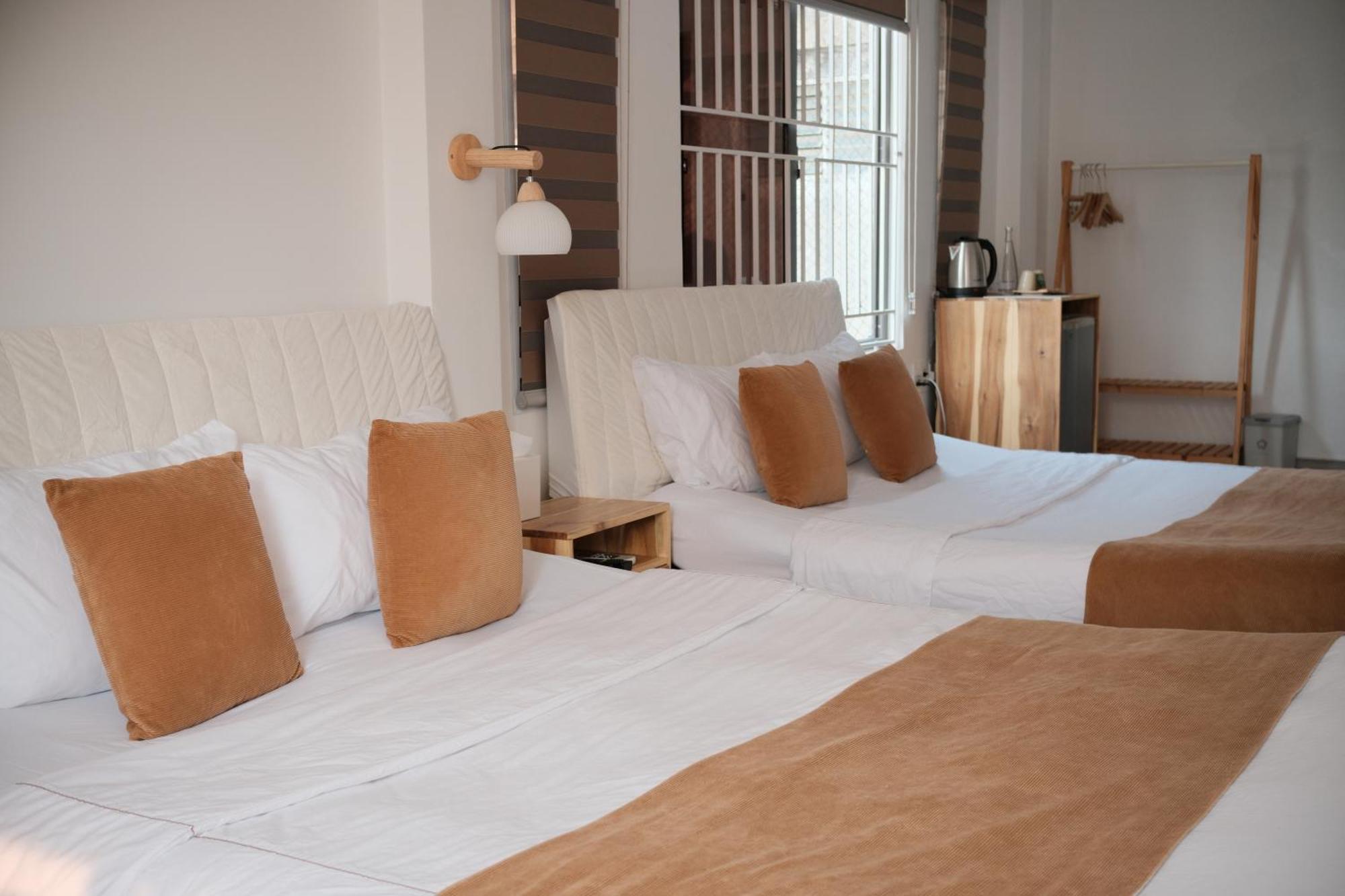Glory Hue Homestay Exterior photo